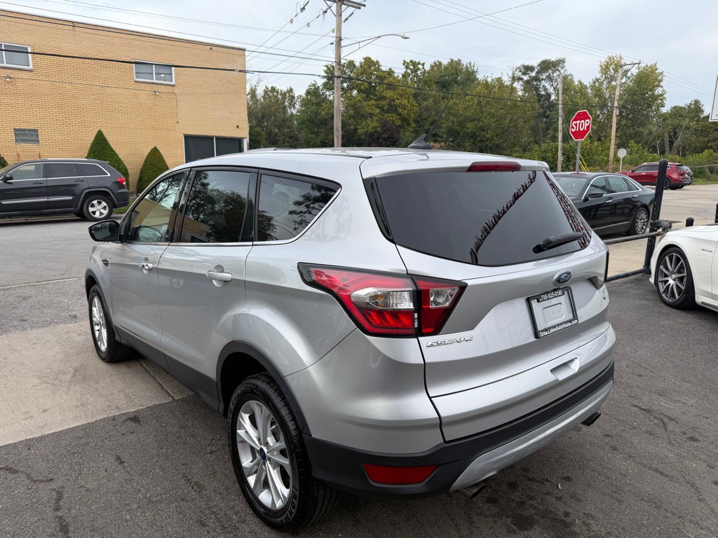 2019 Ford Escape Image 3