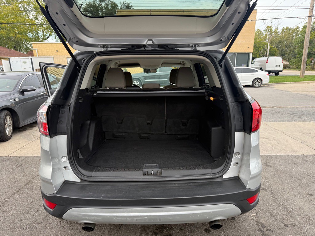 2019 Ford Escape Image 10