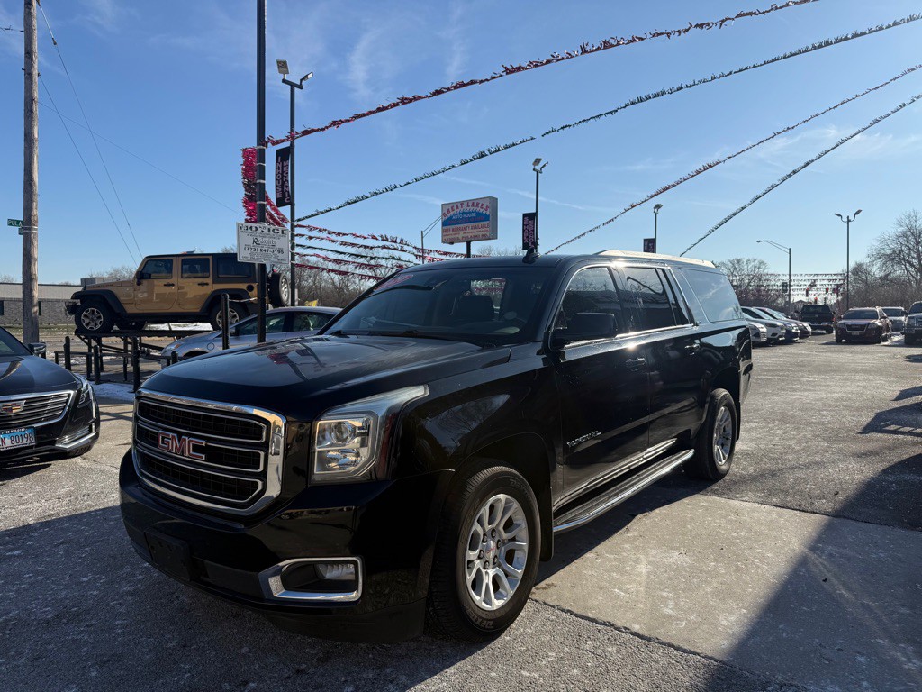 2020 GMC Yukon Image 2