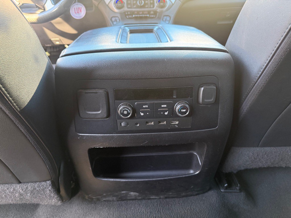 2020 GMC Yukon Image 8