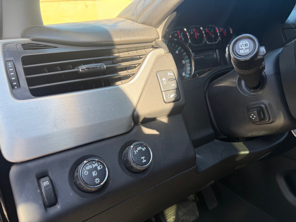 2020 GMC Yukon Image 11