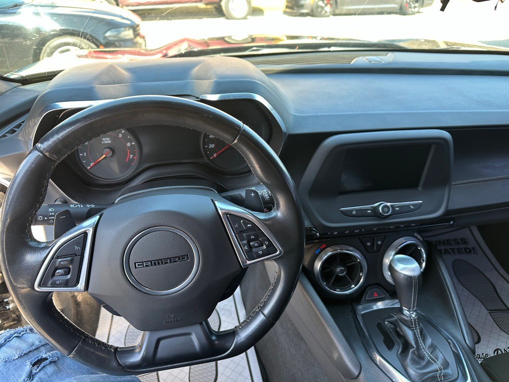 2020 Chevrolet Camaro Image 8