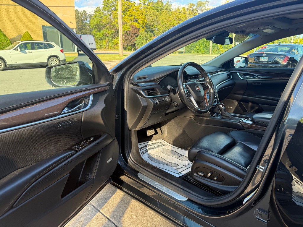 2014 Cadillac XTS Image 10