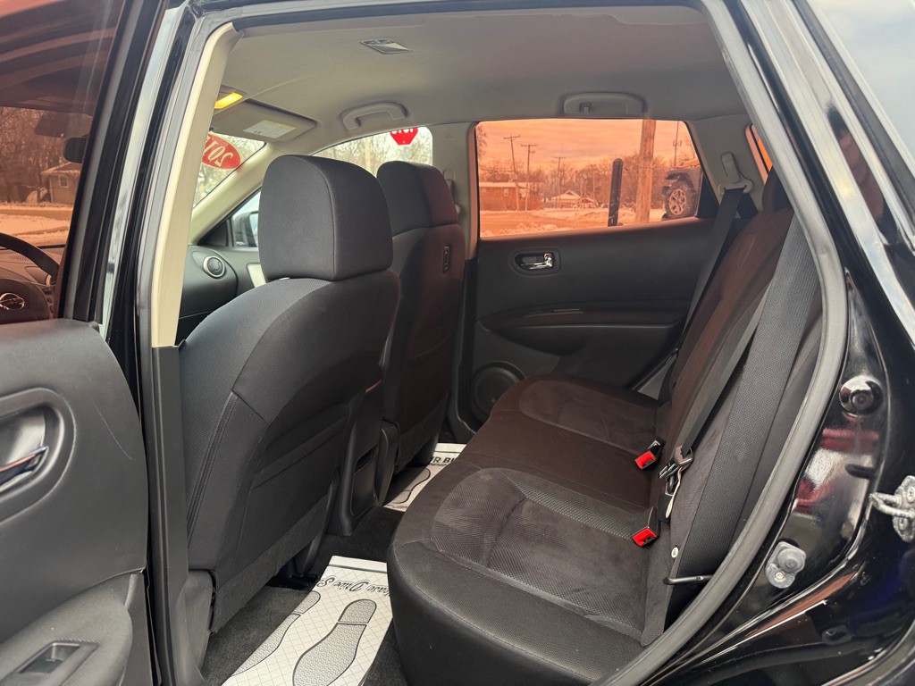 2015 Nissan Rogue Image 7