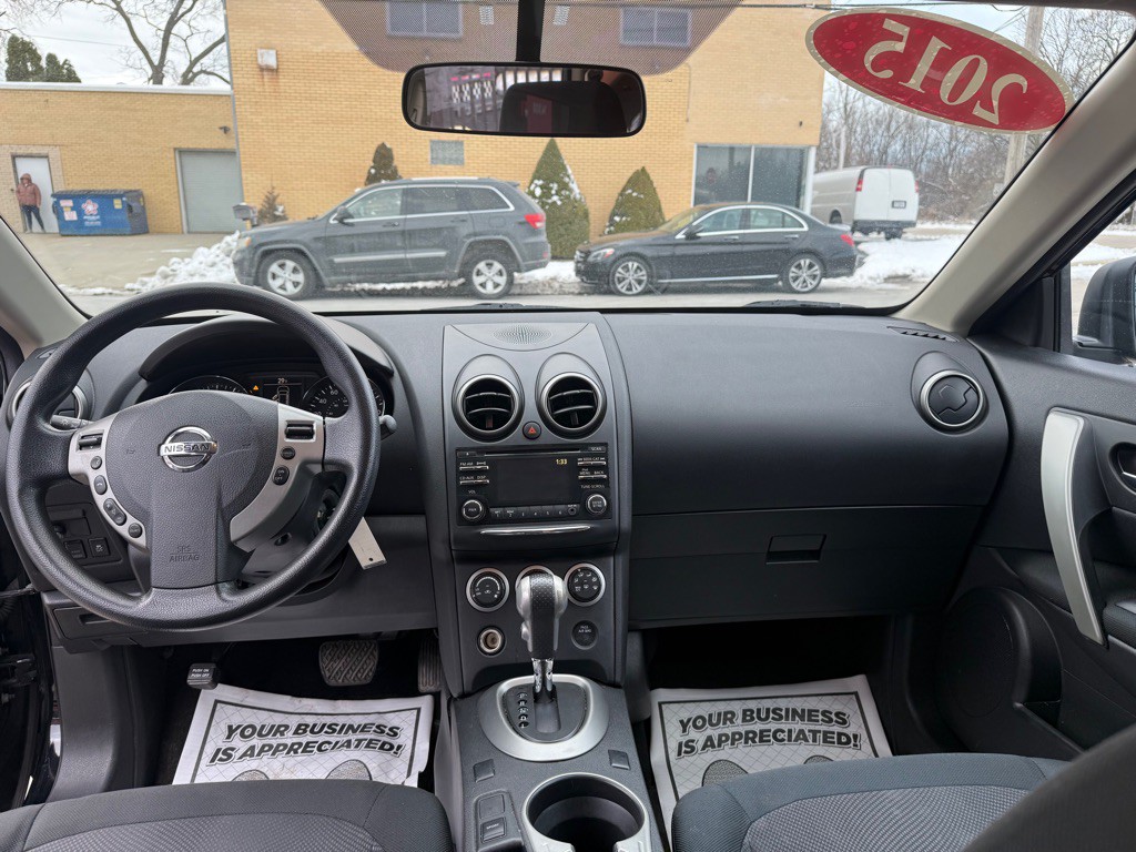 2015 Nissan Rogue Image 8