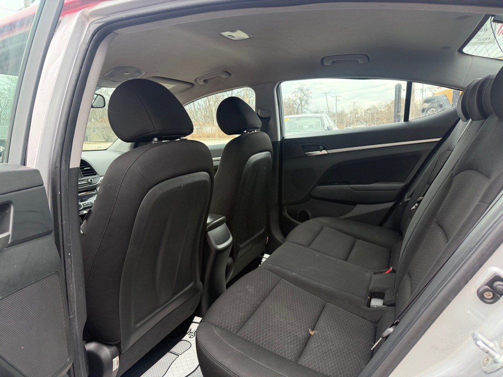 2020 Hyundai Elantra Image 6