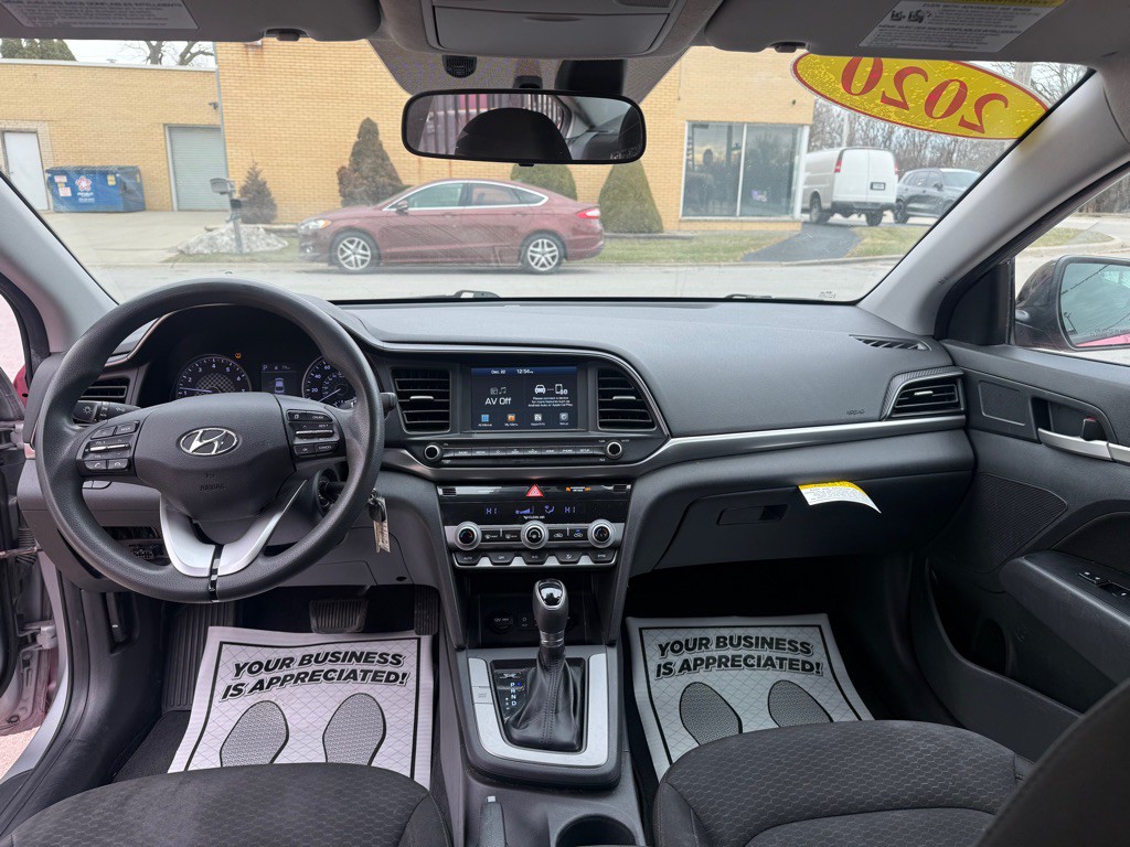 2020 Hyundai Elantra Image 7