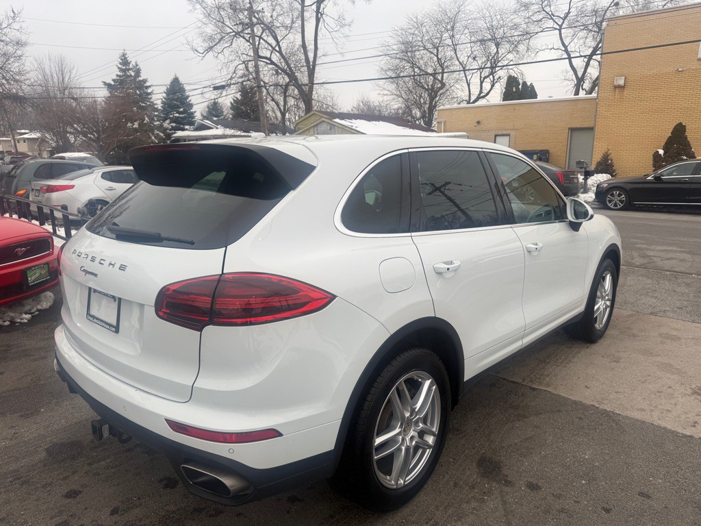 2016 Porsche Cayenne Image 4