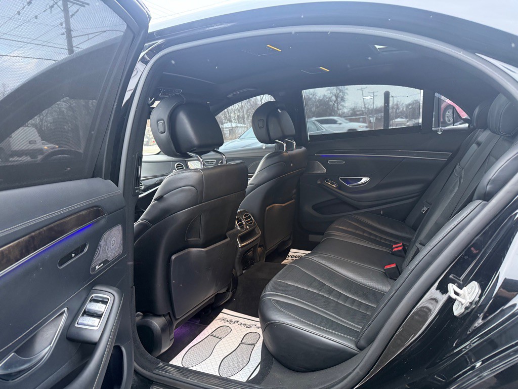 2015 Mercedes-Benz S-Class Image 7