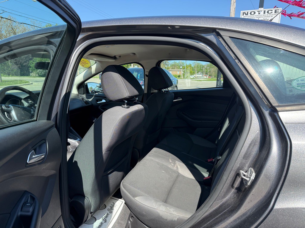 2014 Ford Focus Image 7