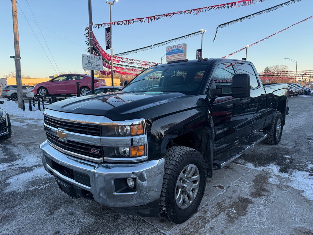 2015 Chevrolet Silverado 1500 Image 2