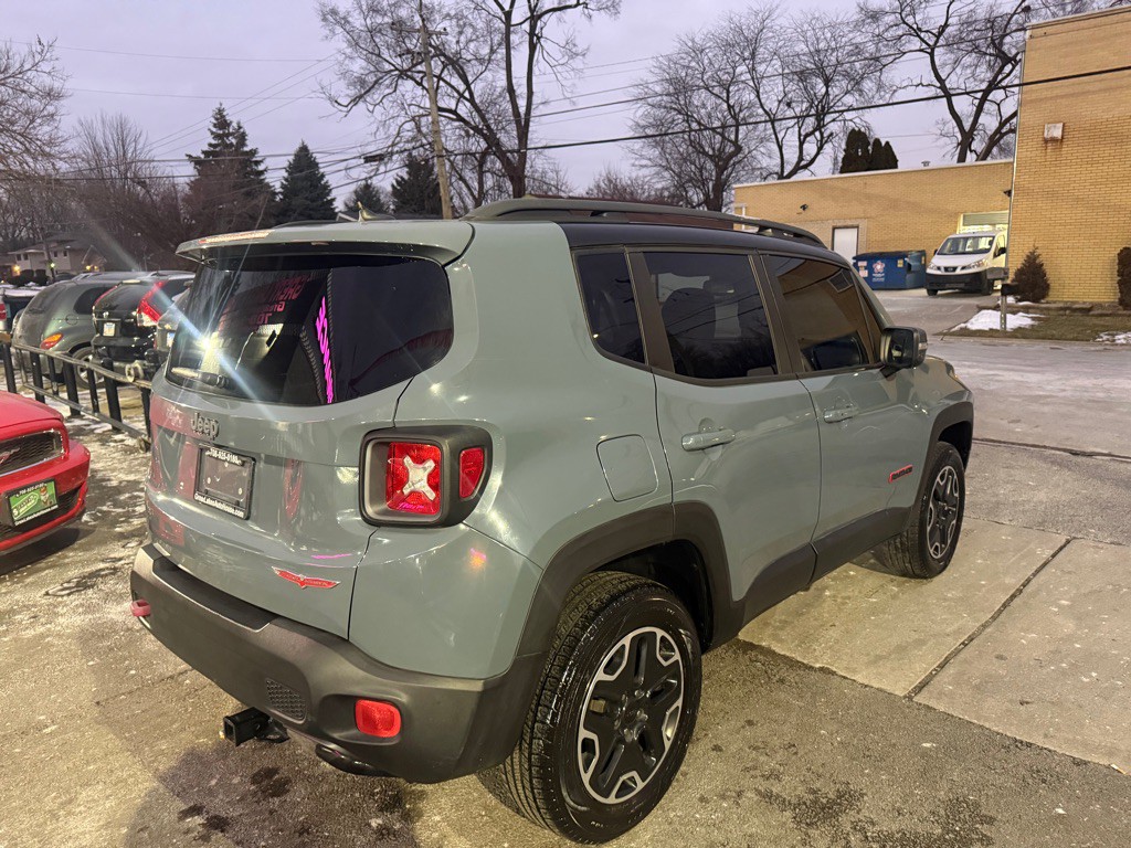2017 Jeep Renegade Image 4