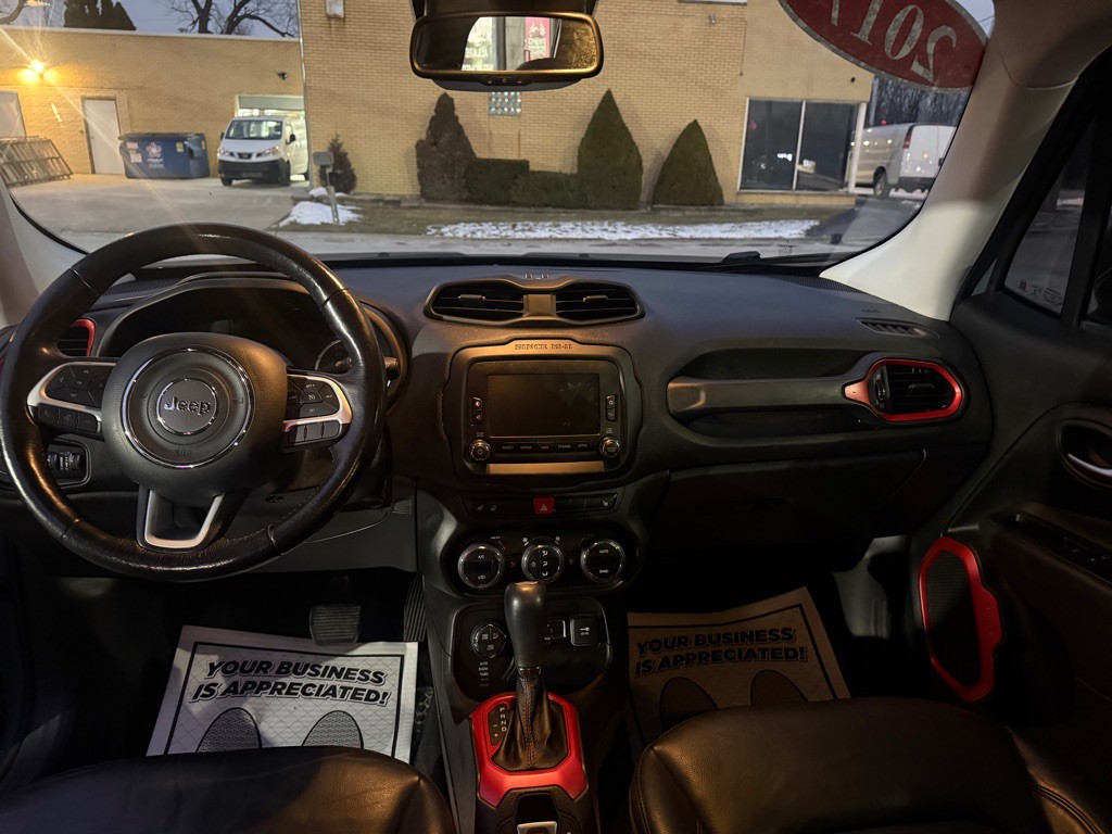 2017 Jeep Renegade Image 8