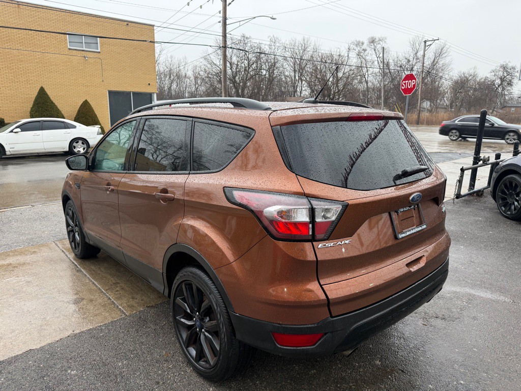 2017 Ford Escape Image 3