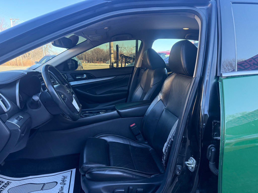 2017 Nissan Maxima Image 5