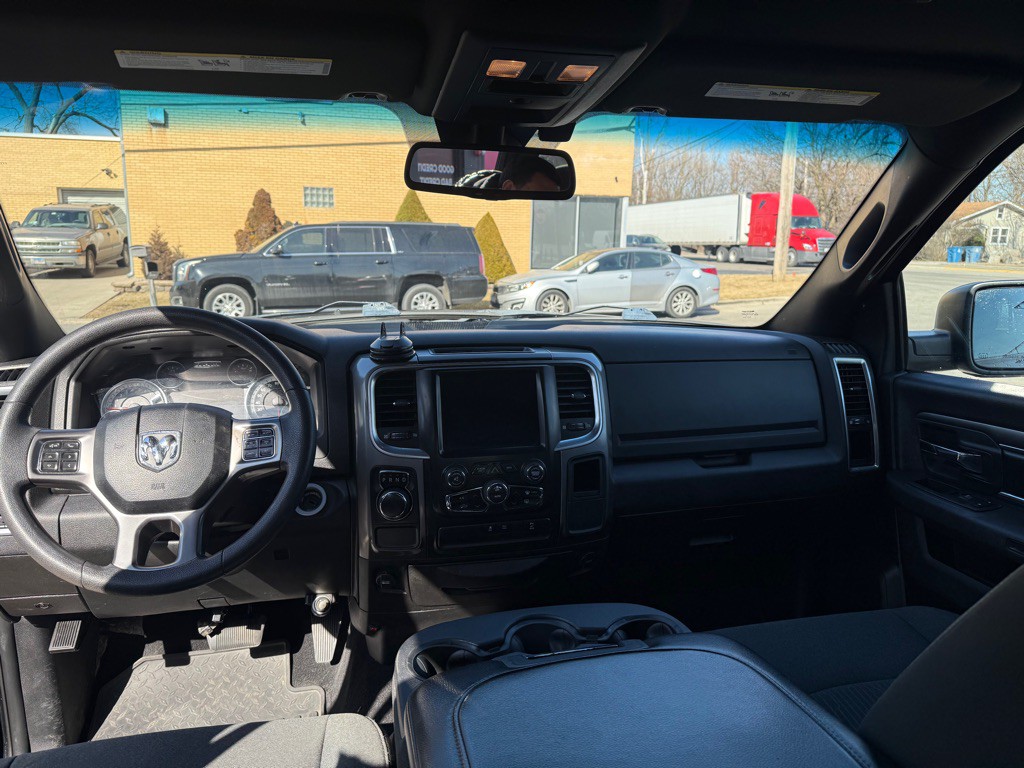 2021 RAM 1500 Image 8