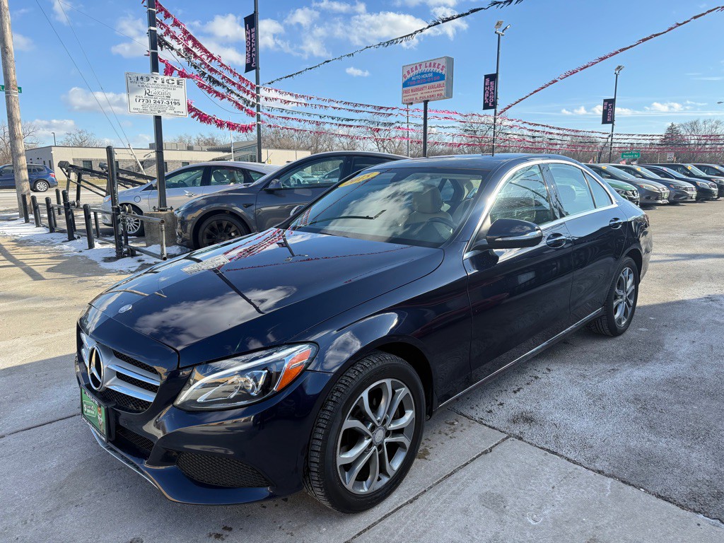2015 Mercedes-Benz C-Class Image 2