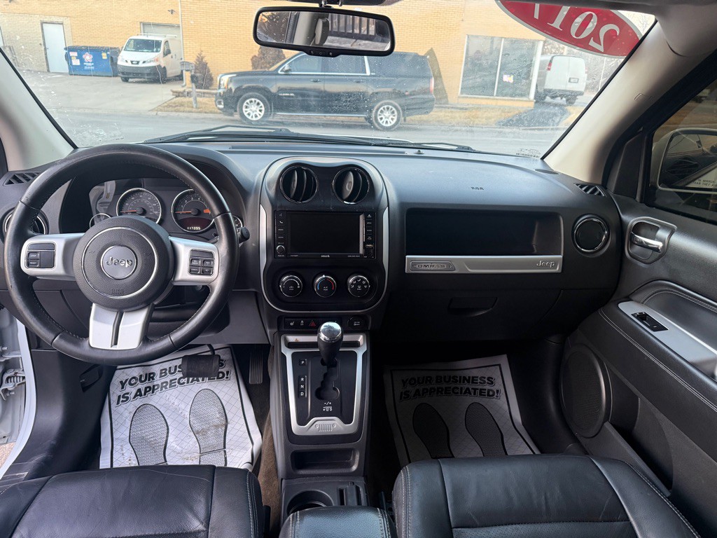 2017 Jeep Compass Image 7