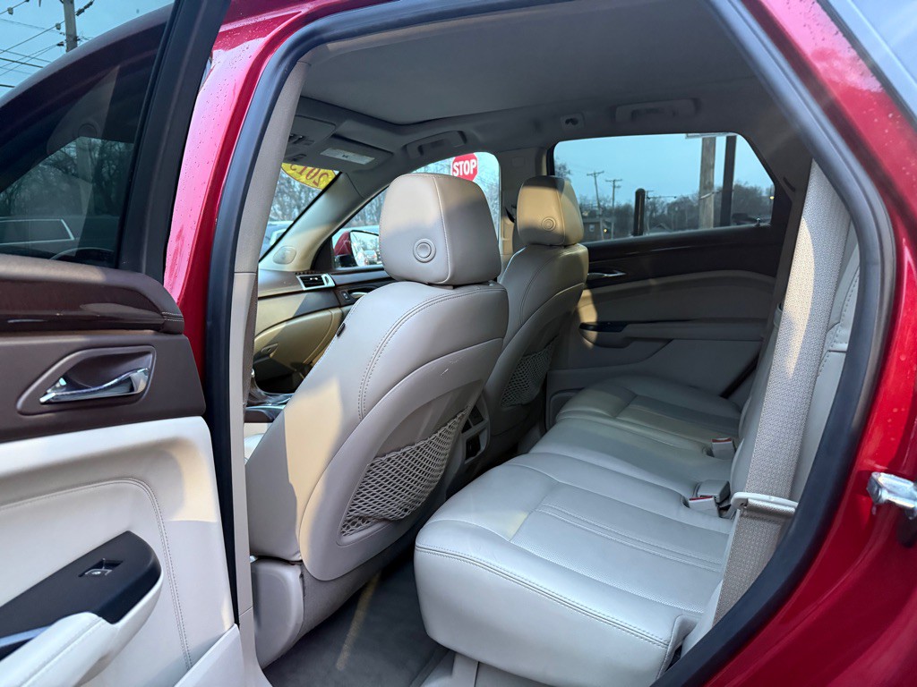 2015 Cadillac SRX Image 6