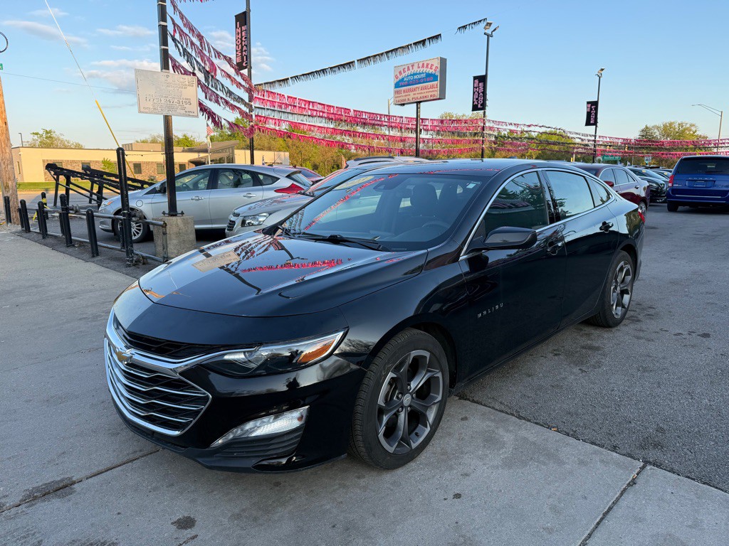 2023 Chevrolet Malibu Image 2