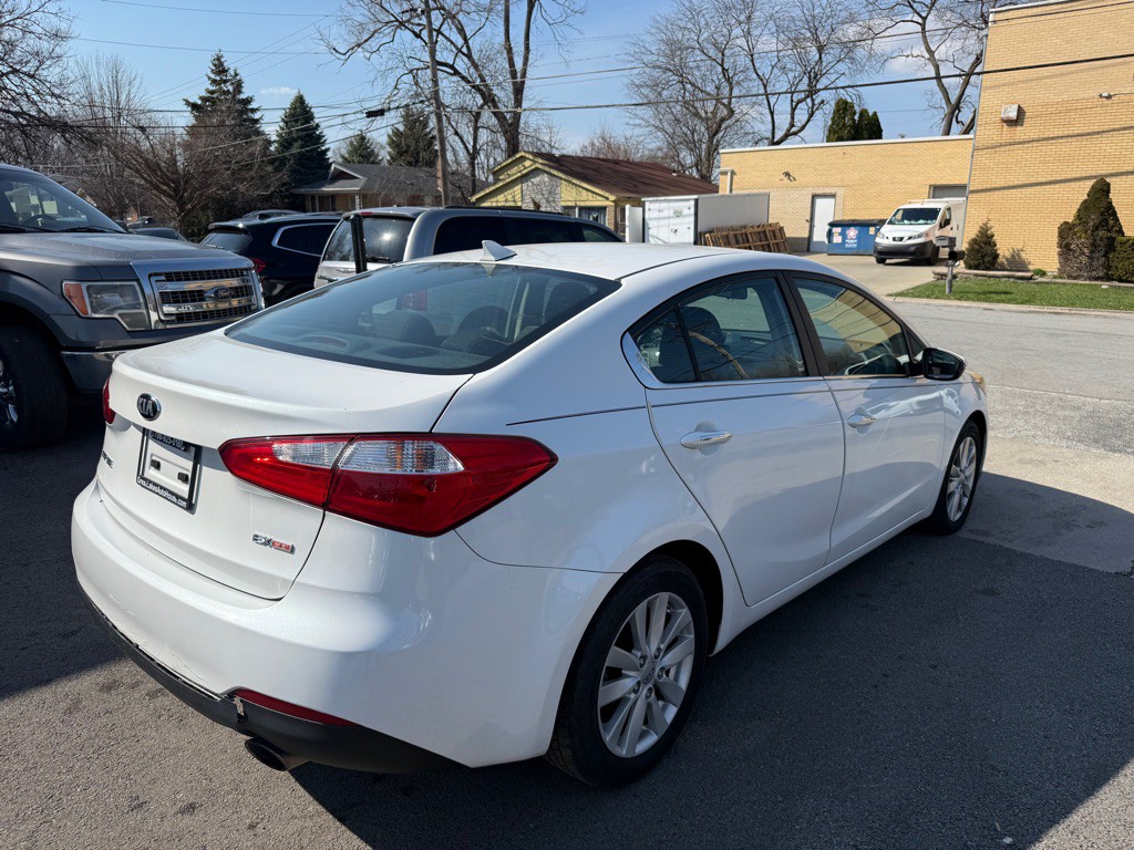 2015 Kia Forte Image 4