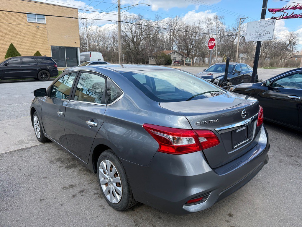 2018 Nissan Sentra Image 3