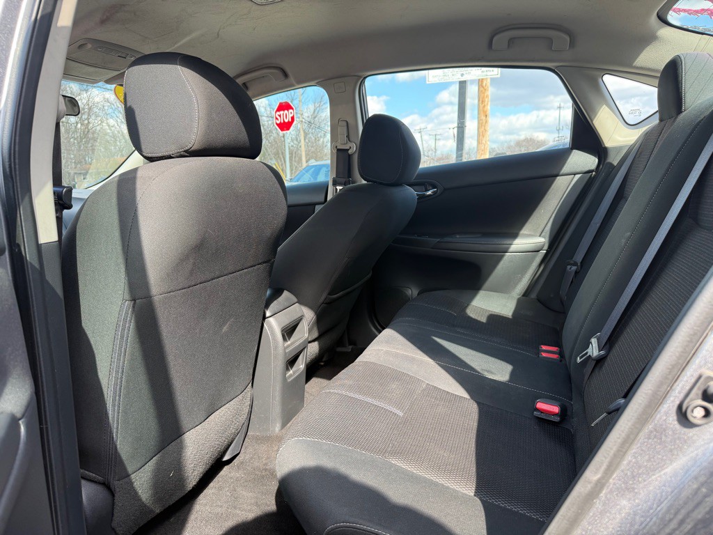 2018 Nissan Sentra Image 6