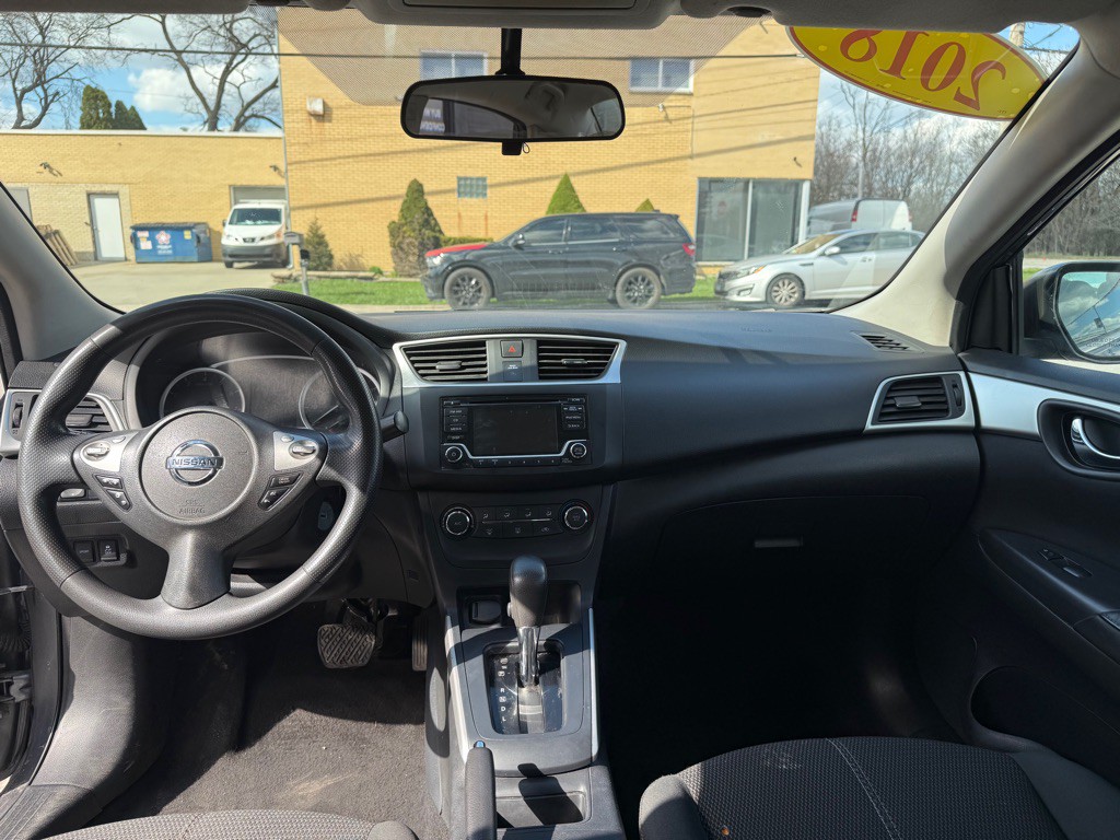 2018 Nissan Sentra Image 7