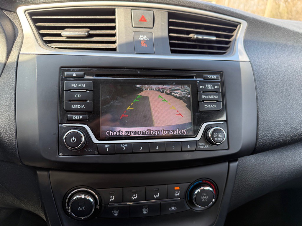 2018 Nissan Sentra Image 8