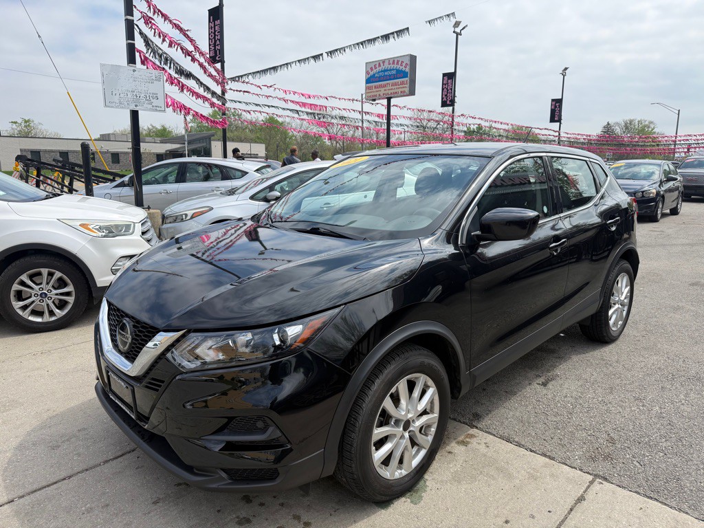 2021 Nissan Rogue Image 2