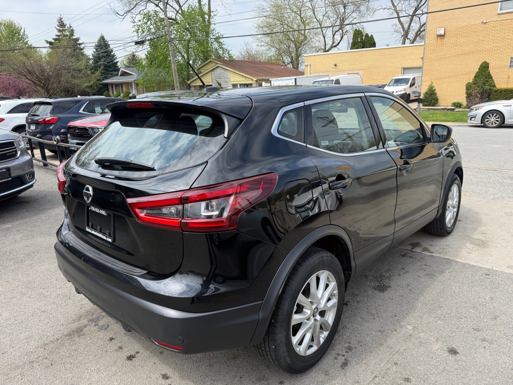 2021 Nissan Rogue Image 4