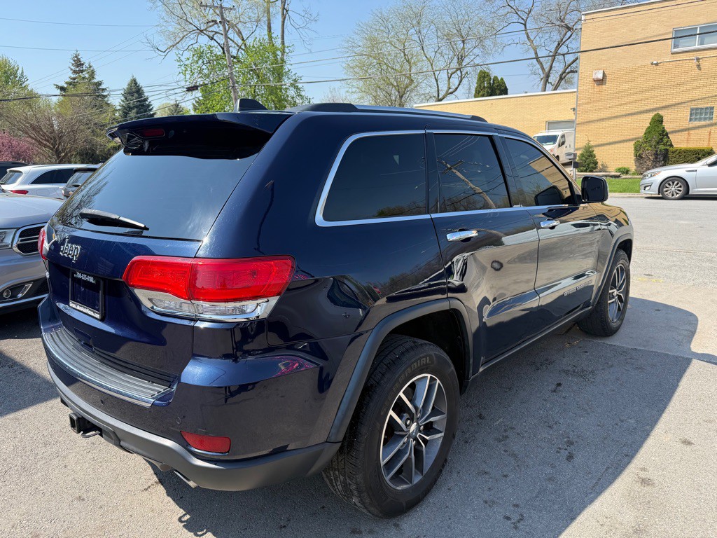 2017 Jeep Grand Cherokee Image 4