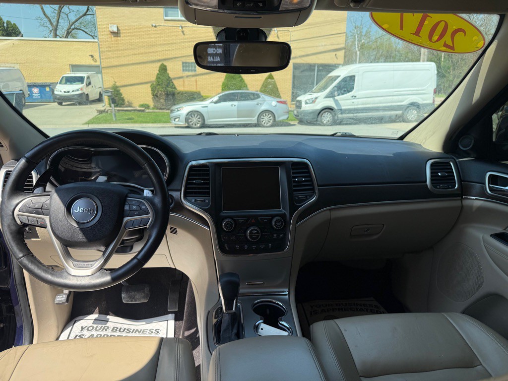 2017 Jeep Grand Cherokee Image 8