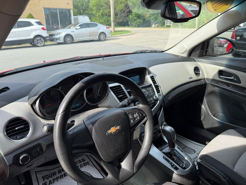 2016 Chevrolet Cruze Image 8