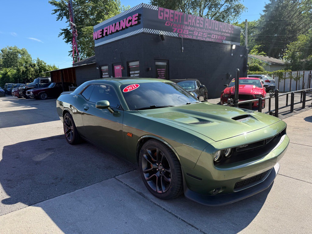 2021 Dodge Challenger Image 1