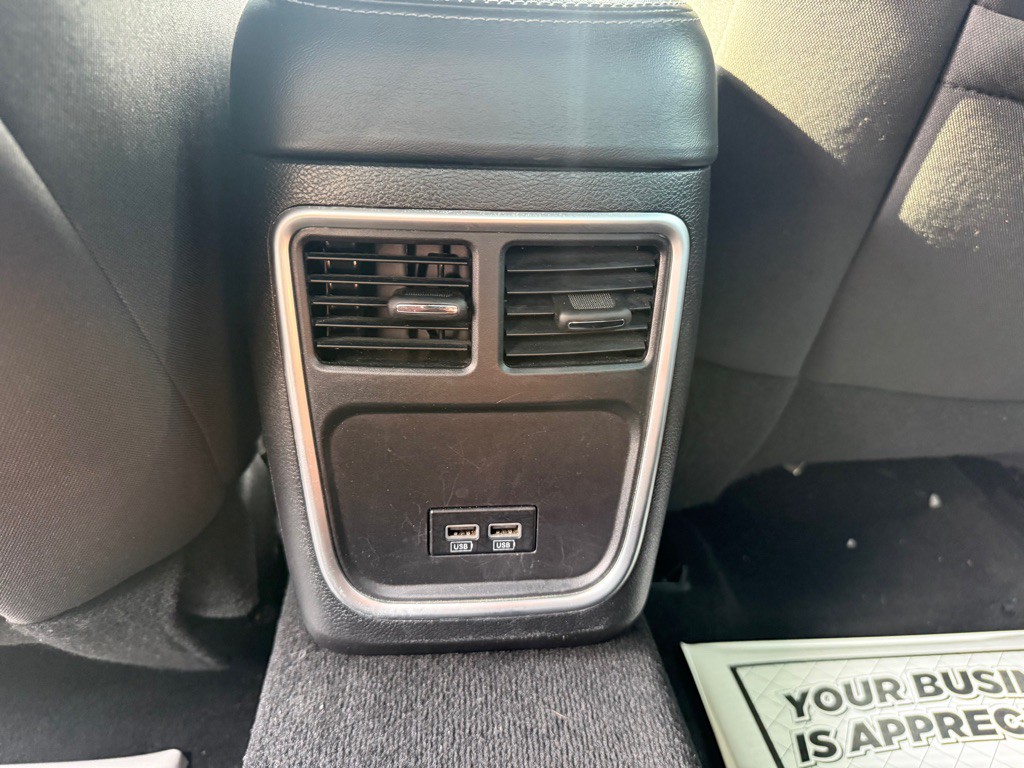 2021 Dodge Charger Image 7