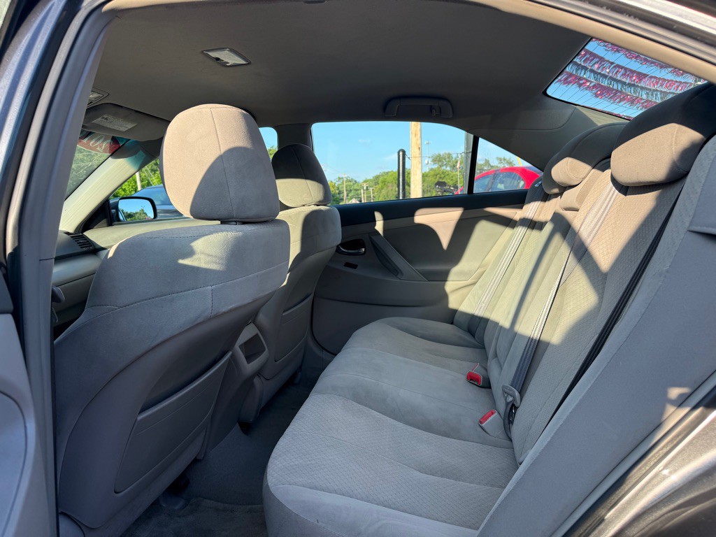2009 Toyota Camry Image 6