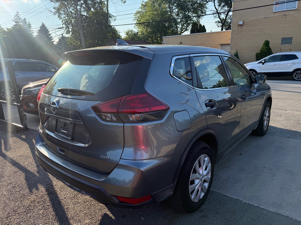 2017 Nissan Rogue Image 4