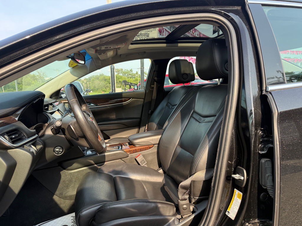 2013 Cadillac XTS Image 6
