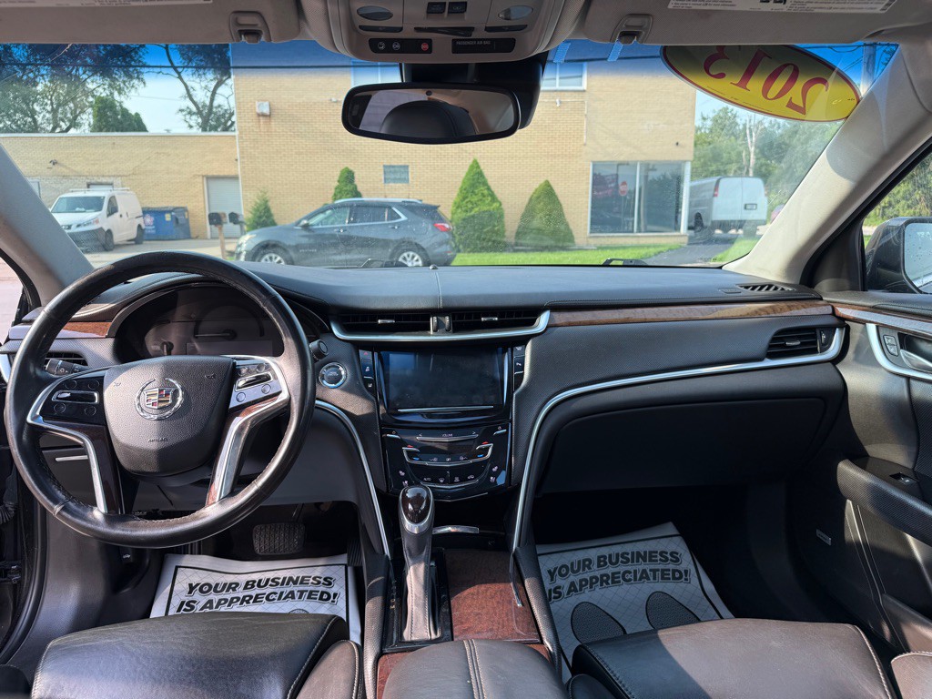 2013 Cadillac XTS Image 9