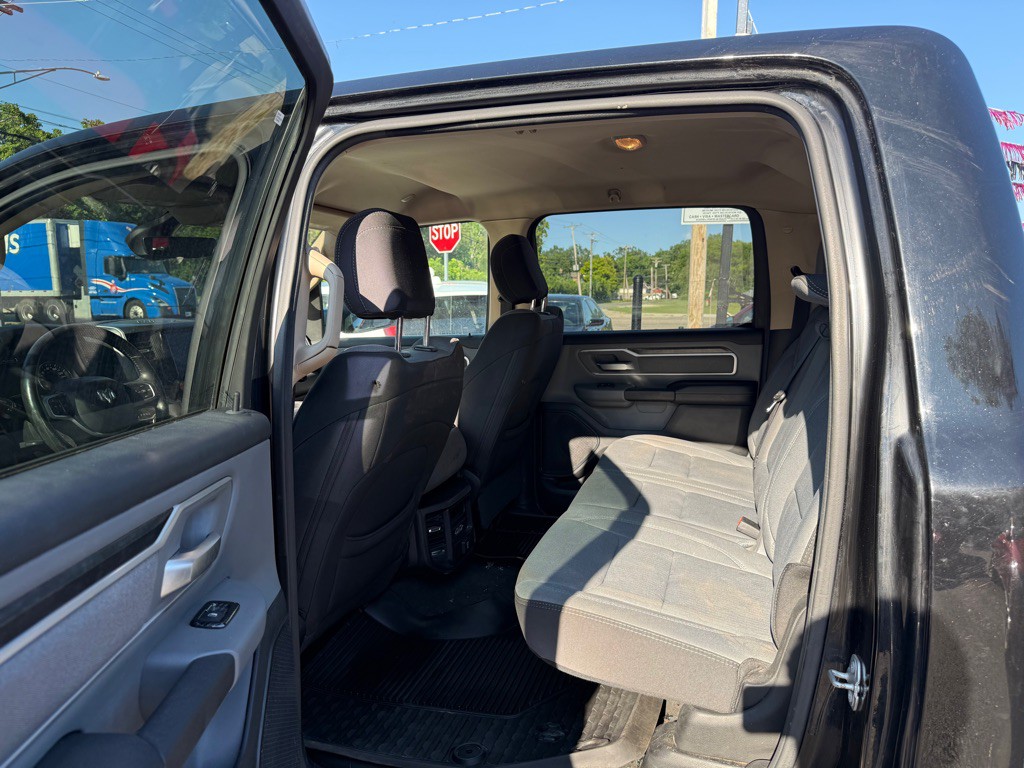 2020 RAM 1500 Image 6