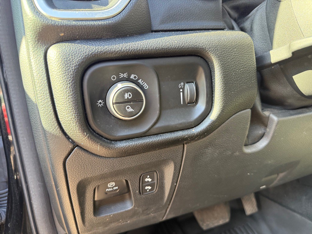 2020 RAM 1500 Image 8
