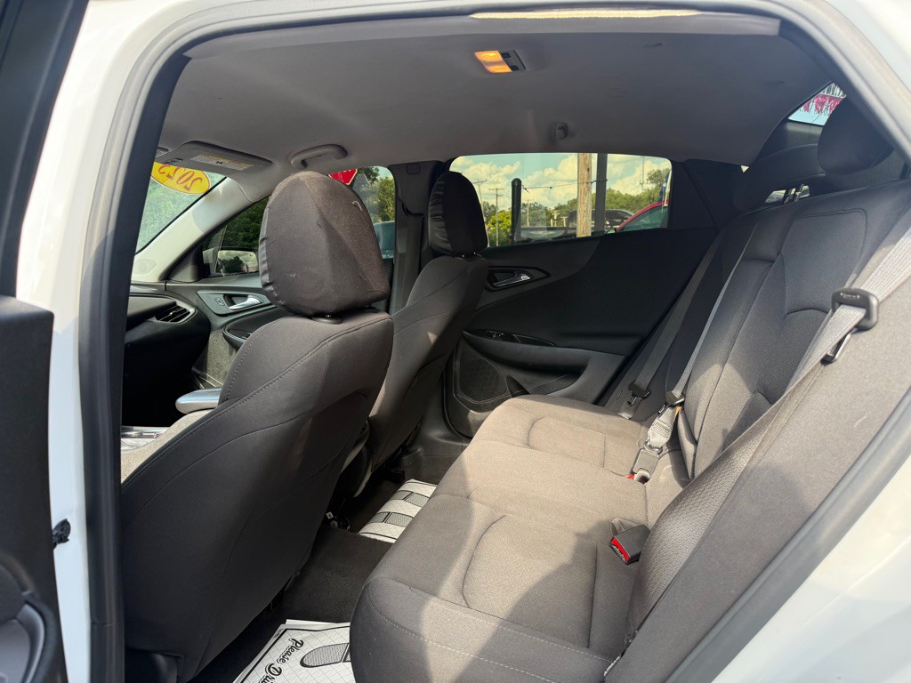 2023 Chevrolet Malibu Image 6