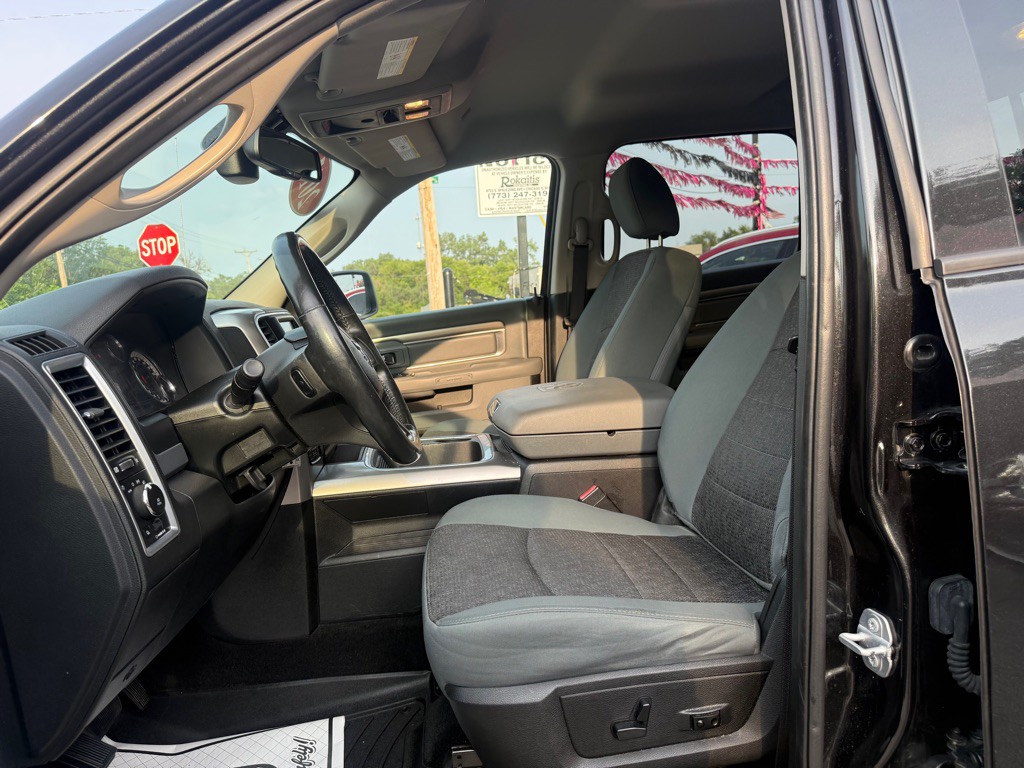 2017 RAM 1500 Image 5