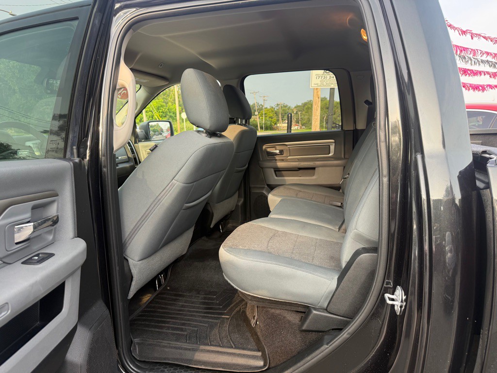 2017 RAM 1500 Image 6
