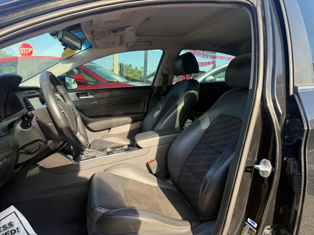 2017 Hyundai Sonata Image 5
