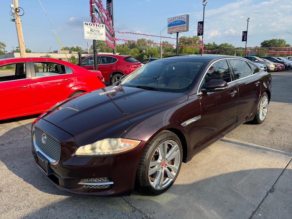 2014 Jaguar XJ Image 2