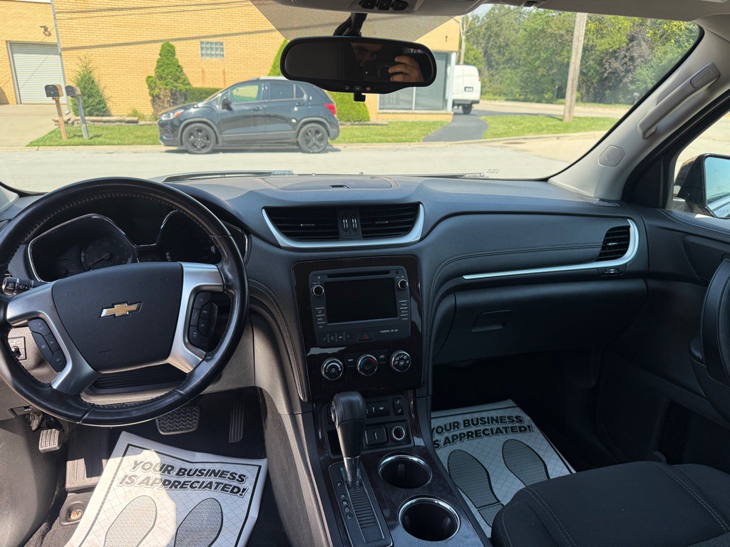 2017 Chevrolet Traverse Image 9