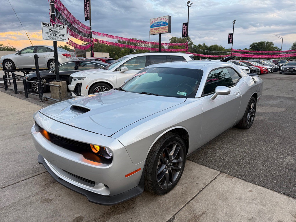 2022 Dodge Challenger Image 2