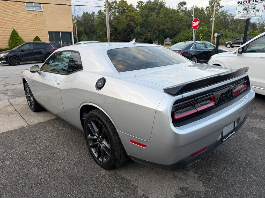 2022 Dodge Challenger Image 3